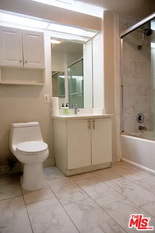 $3,495 | 1242 9th Court, Unit 2A, Santa Monica, CA 90401