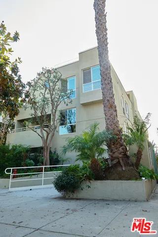 $3,495 | 1242 9th Court, Unit 2A, Santa Monica, CA 90401