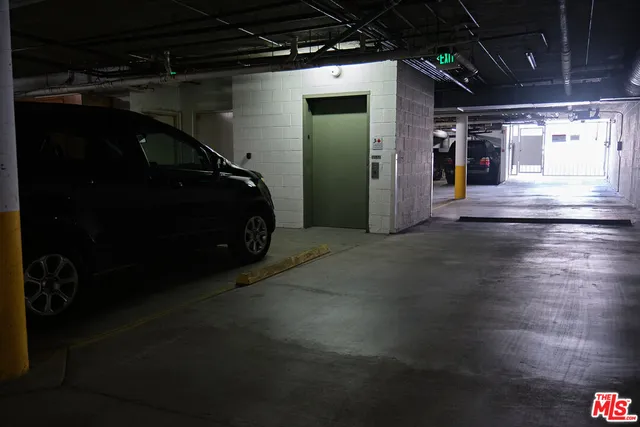 $3,495 | 1242 9th Court, Unit 2A, Santa Monica, CA 90401