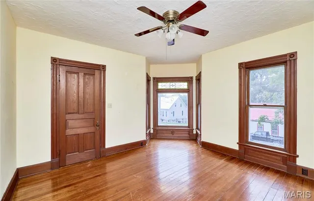 $1 | 201 West 2nd Street, Hermann, MO 65041