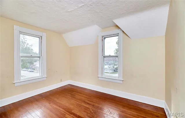 $1 | 201 West 2nd Street, Hermann, MO 65041