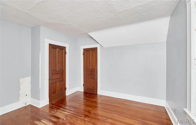 $1 | 201 West 2nd Street, Hermann, MO 65041