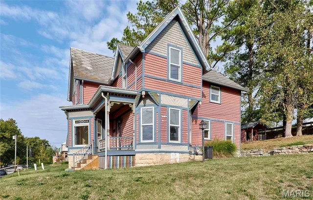 $1 | 201 West 2nd Street, Hermann, MO 65041