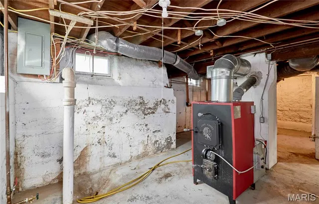 $1 | 201 West 2nd Street, Hermann, MO 65041