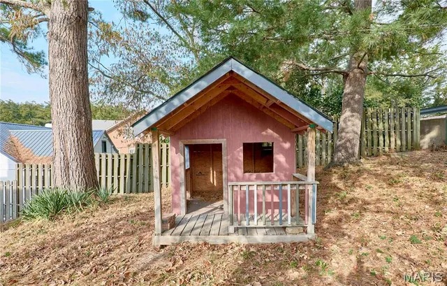 $1 | 201 West 2nd Street, Hermann, MO 65041