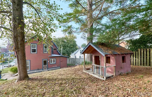 $1 | 201 West 2nd Street, Hermann, MO 65041