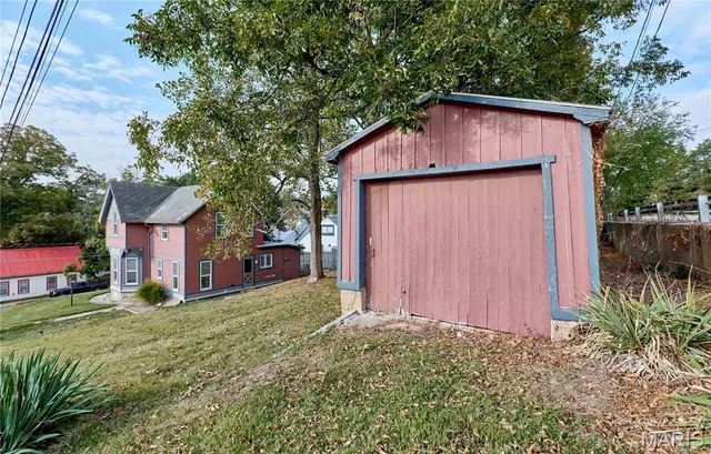 $1 | 201 West 2nd Street, Hermann, MO 65041