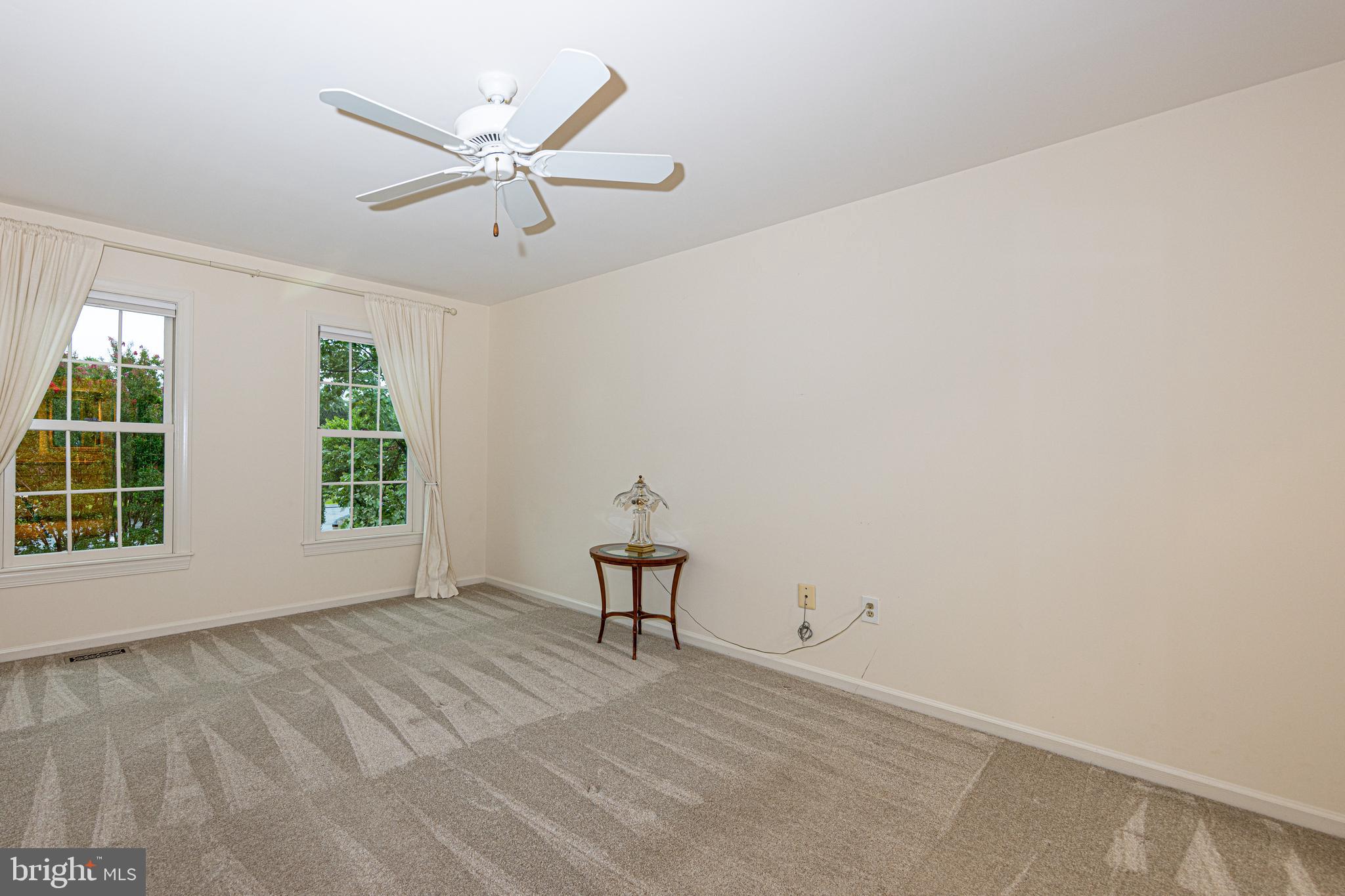 9702 Rambling Ridge Court Fairfax Station, VA 22039 - Photo 27 of 78 Large master suite