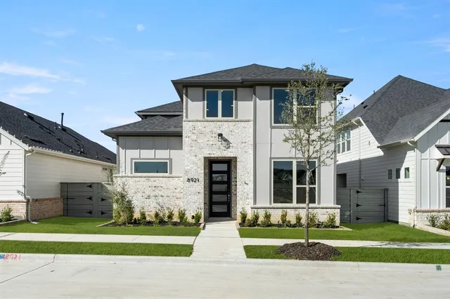 $429,990 | 8921 Acorn Avenue, Justin, TX 76247