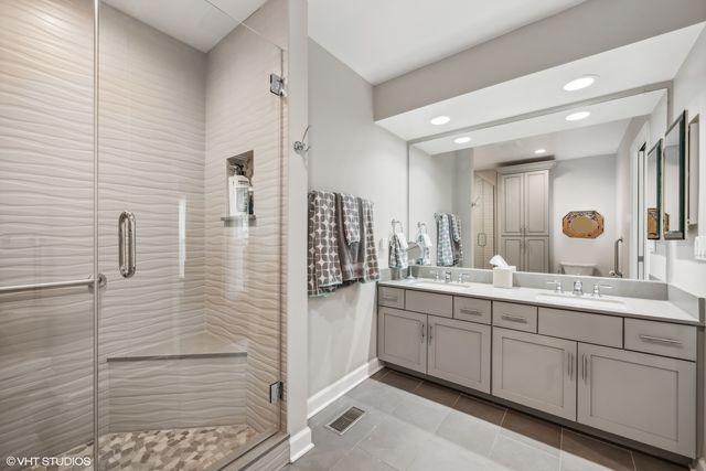 $525,000 | 841 Sutton Court, Lincolnshire, IL 60069