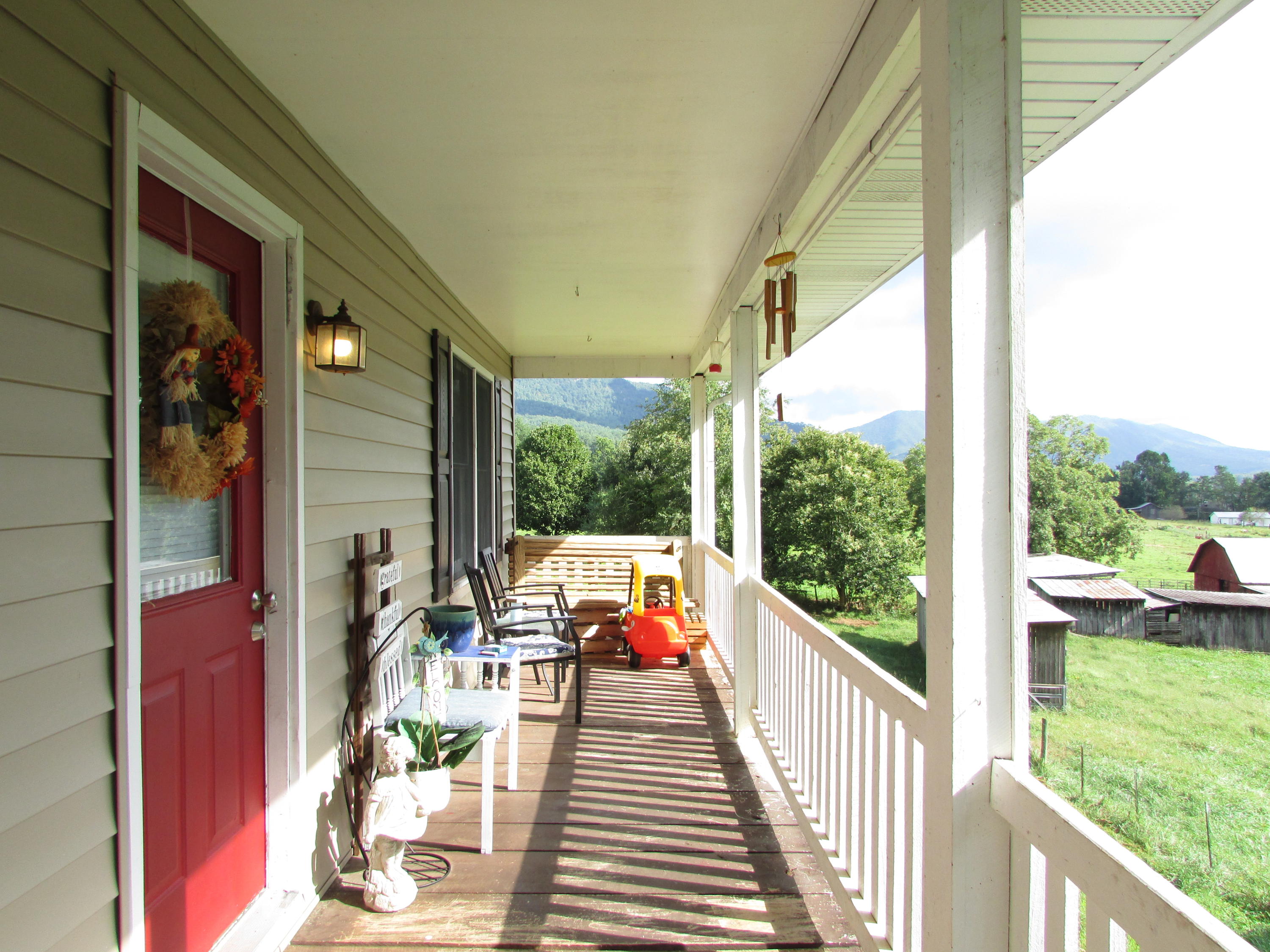 1170 Rittertown Road Hampton, TN 37658 - Photo 3 of 28 IMG_8033
