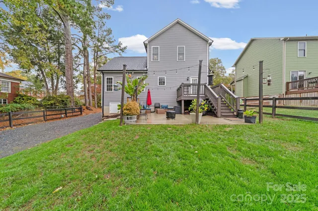 a view of outdoor space yard deck and patio