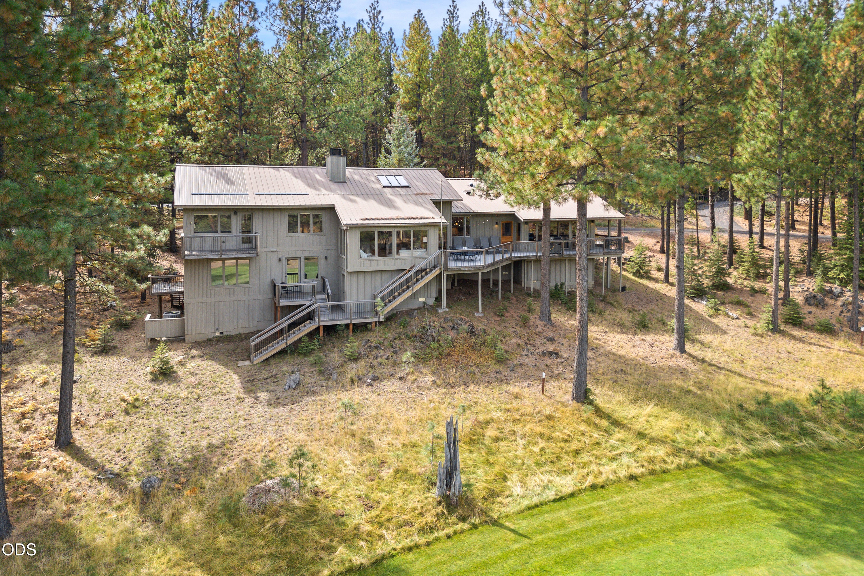 13402 Anapholis, Unit 304 Black Butte Ranch, OR 97759 - Photo 18 of 98 Gallery Image 18
