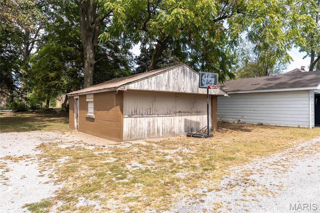 201 3rd Street Christopher, IL 62822 - Photo 26 of 30 Gallery Image 26