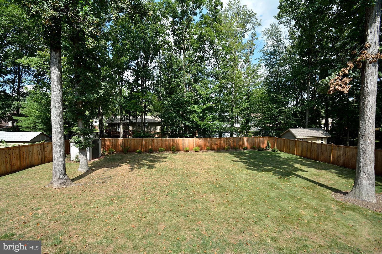 6013 Sherborn Lane Springfield, VA 22152 - Photo 19 of 24 Exterior (Rear)