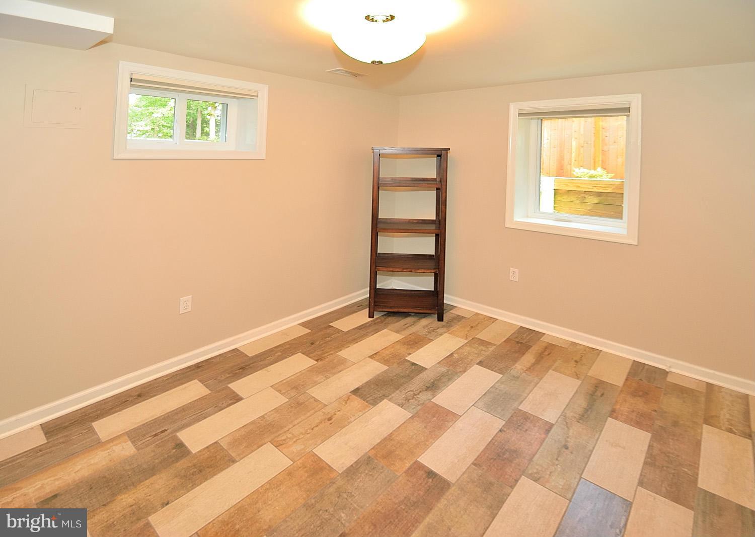 6013 Sherborn Lane Springfield, VA 22152 - Photo 20 of 24 Bedroom