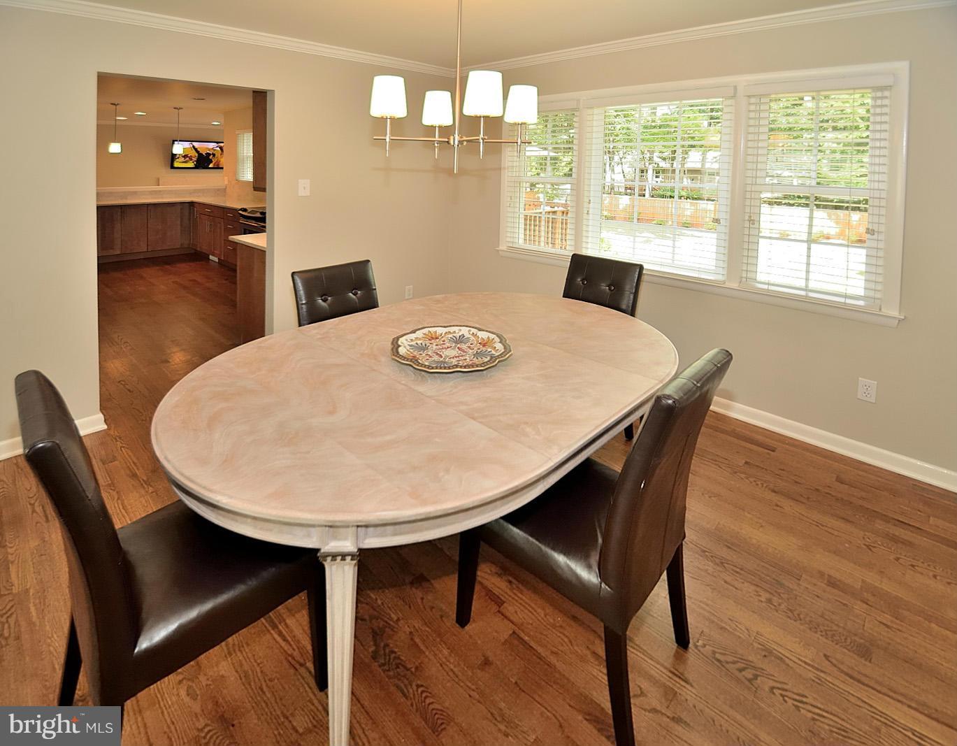 6013 Sherborn Lane Springfield, VA 22152 - Photo 9 of 24 Dining Room