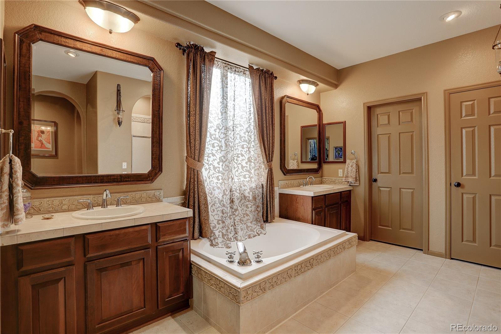 2630 Timberchase Trail Highlands Ranch, CO 80126 - Photo 16 of 35 Gallery Image 16