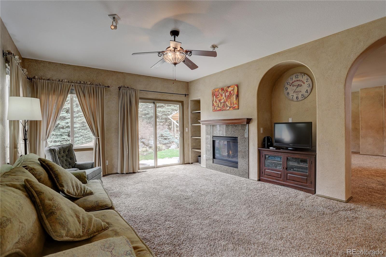 2630 Timberchase Trail Highlands Ranch, CO 80126 - Photo 6 of 35 Gallery Image 6