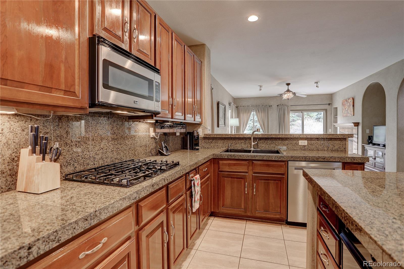 2630 Timberchase Trail Highlands Ranch, CO 80126 - Photo 10 of 35 Gallery Image 10