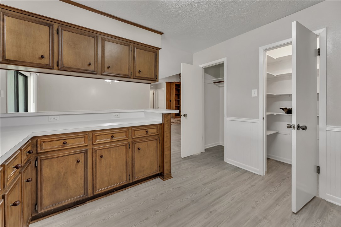2312 Windsor Drive Bryan, TX 77802 - Photo 7 of 16