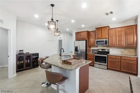 $210,000 | 8515 Oakshade Circle, Unit 201, Fort Myers, FL 33919