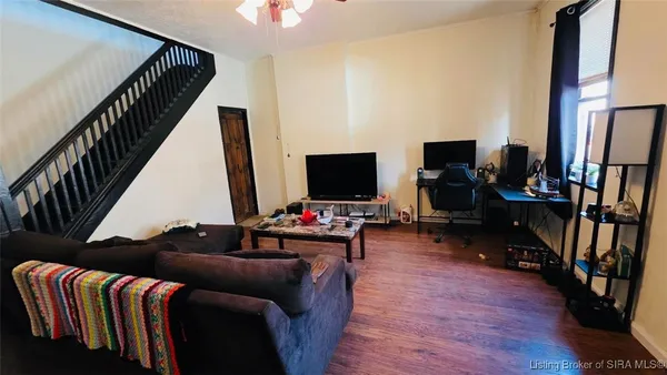 $225,000 | 715 Walnut Street, Madison, IN 47250