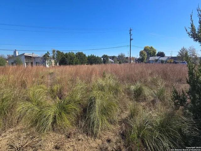 $25,000 | 21 N Whartons Dock Road, Bandera, TX 78003