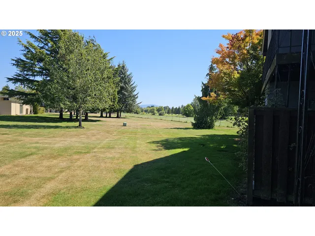 $199,950 | 1722 Northeast Hogan Drive, Unit 103, Gresham, OR 97030