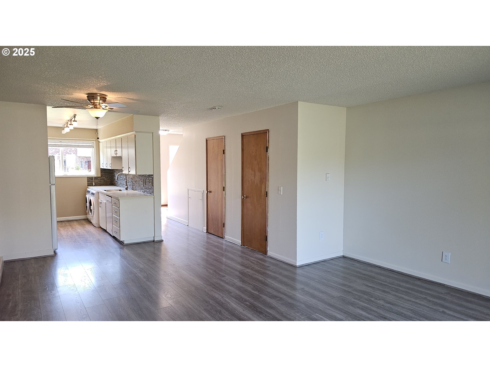 1722 Northeast Hogan Drive, Unit 103 Gresham, OR 97030 - Photo 23 of 42