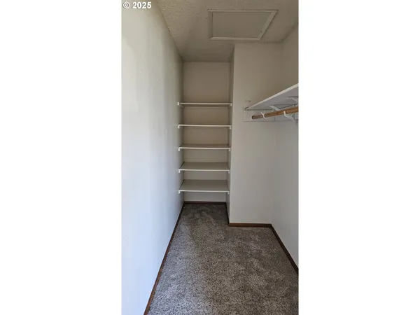 $189,950 | 1722 Northeast Hogan Drive, Unit 103, Gresham, OR 97030