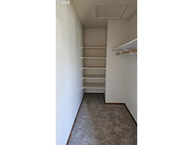 $199,950 | 1722 Northeast Hogan Drive, Unit 103, Gresham, OR 97030