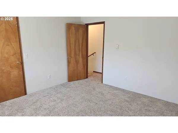 $189,950 | 1722 Northeast Hogan Drive, Unit 103, Gresham, OR 97030