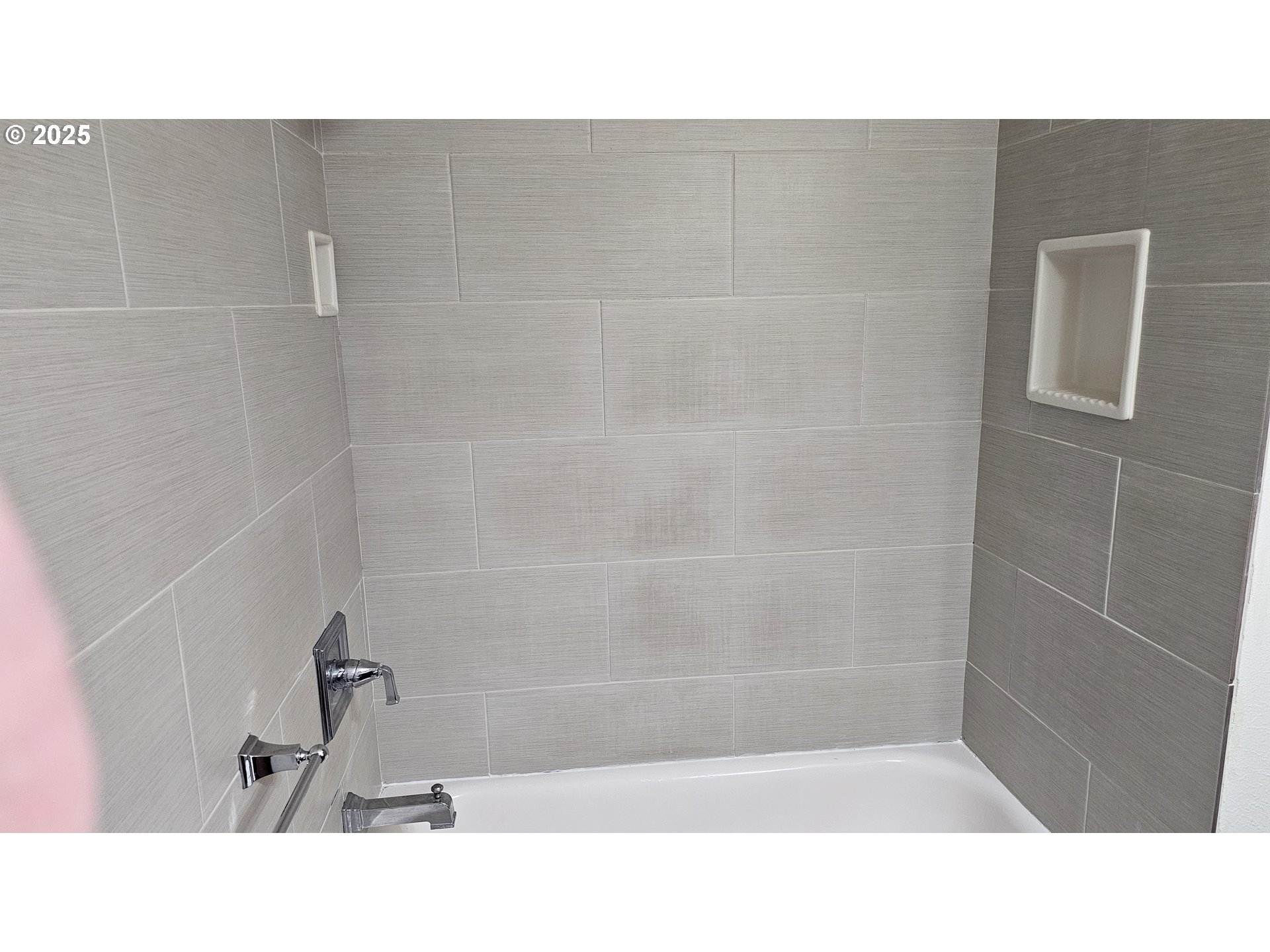 1722 Northeast Hogan Drive, Unit 103 Gresham, OR 97030 - Photo 38 of 42