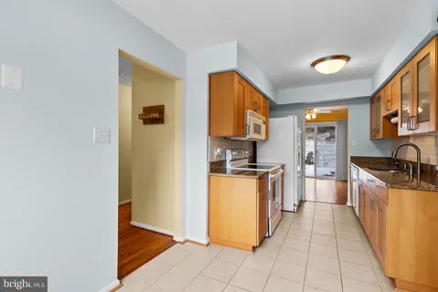 $459,900 | 12406 Gooderham Way, North Potomac, MD 20878