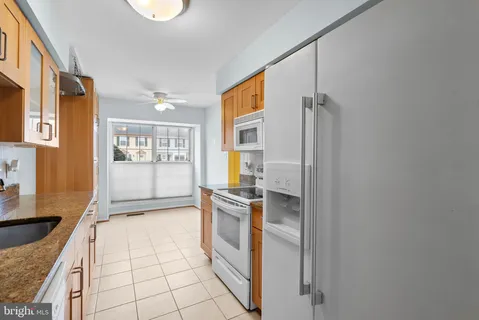 $459,900 | 12406 Gooderham Way, North Potomac, MD 20878