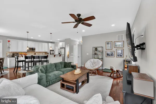 $1,000,000 | 3112 Spring Drive, Alexandria, VA 22306