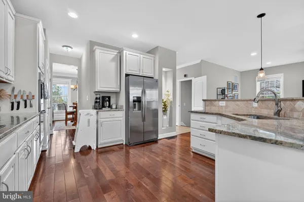 $1,000,000 | 3112 Spring Drive, Alexandria, VA 22306