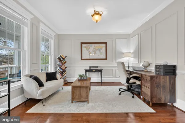 $1,000,000 | 3112 Spring Drive, Alexandria, VA 22306