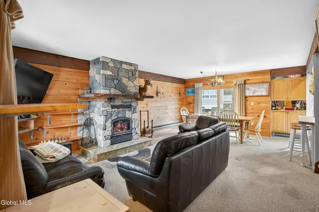 $485,000 | 76 Highlands Lane, Unit C3, Hunter, NY 12442