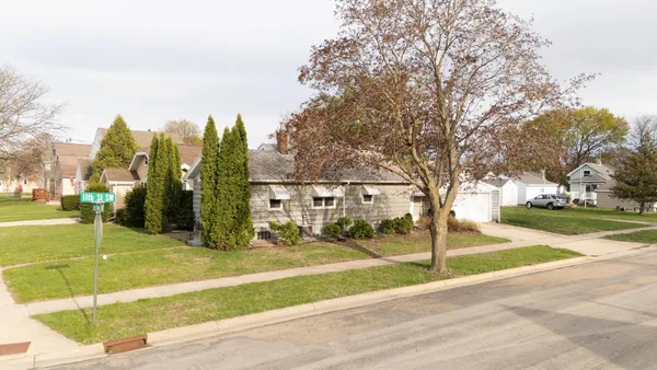 $89,500 | 1111 2nd Avenue Southwest, Austin, MN 55912