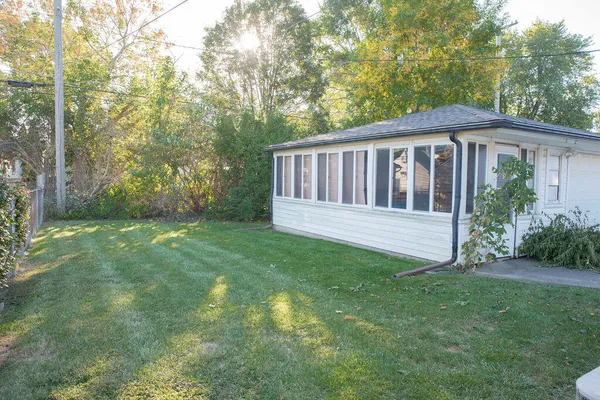 $125,000 | 4913 Campbell Street, Dearborn Heights, MI 48125