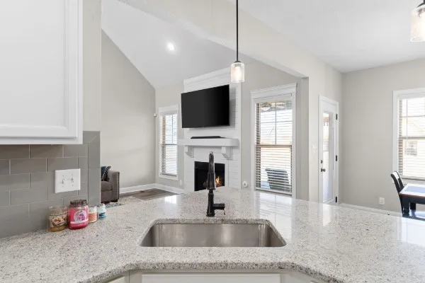 $2,800 | 125 Bostick Drive, Clarksville, TN 37043