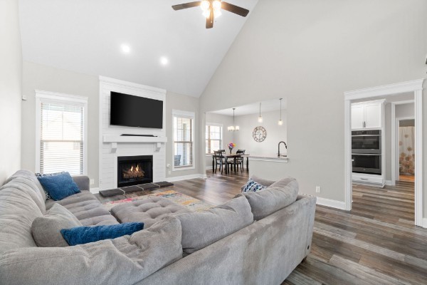 125 Bostick Drive Clarksville, TN 37043 - Photo 8 of 32