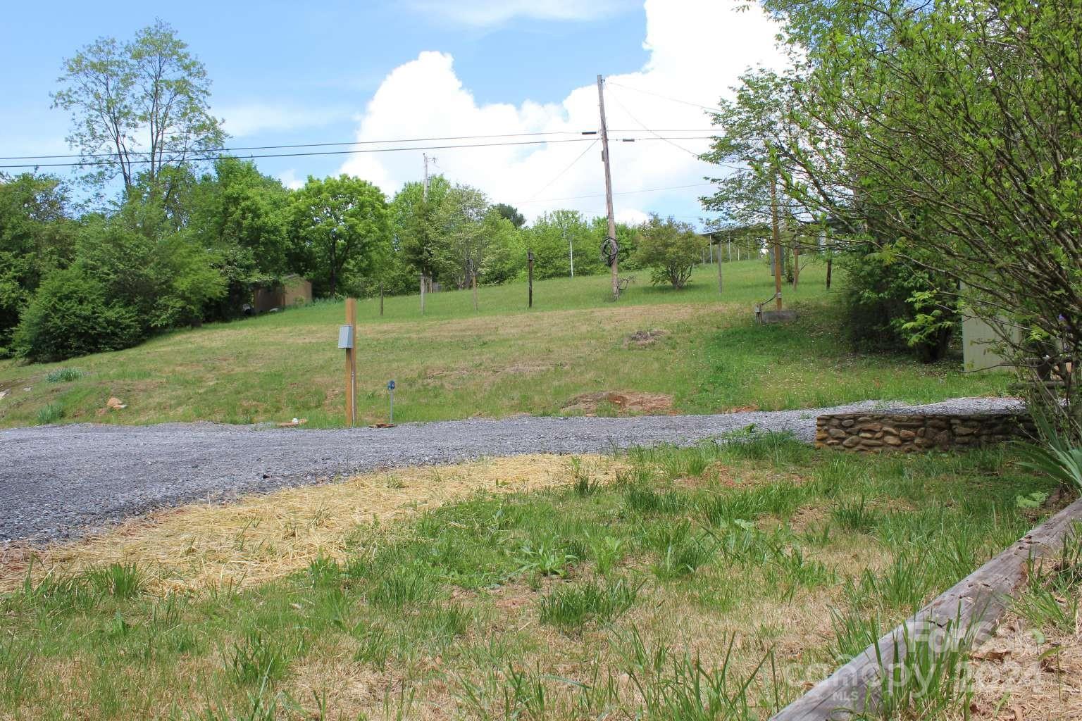 505 Mundy Field Road Canton, NC 28716 - Photo 12 of 22 a view of a park