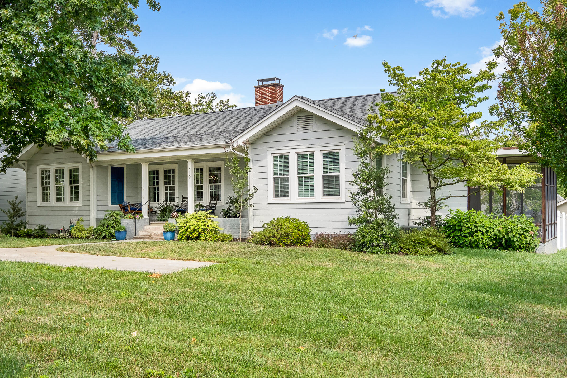 719 Dallas Road Chattanooga, TN 37405 - Photo 1 of 48 OldDallas-49