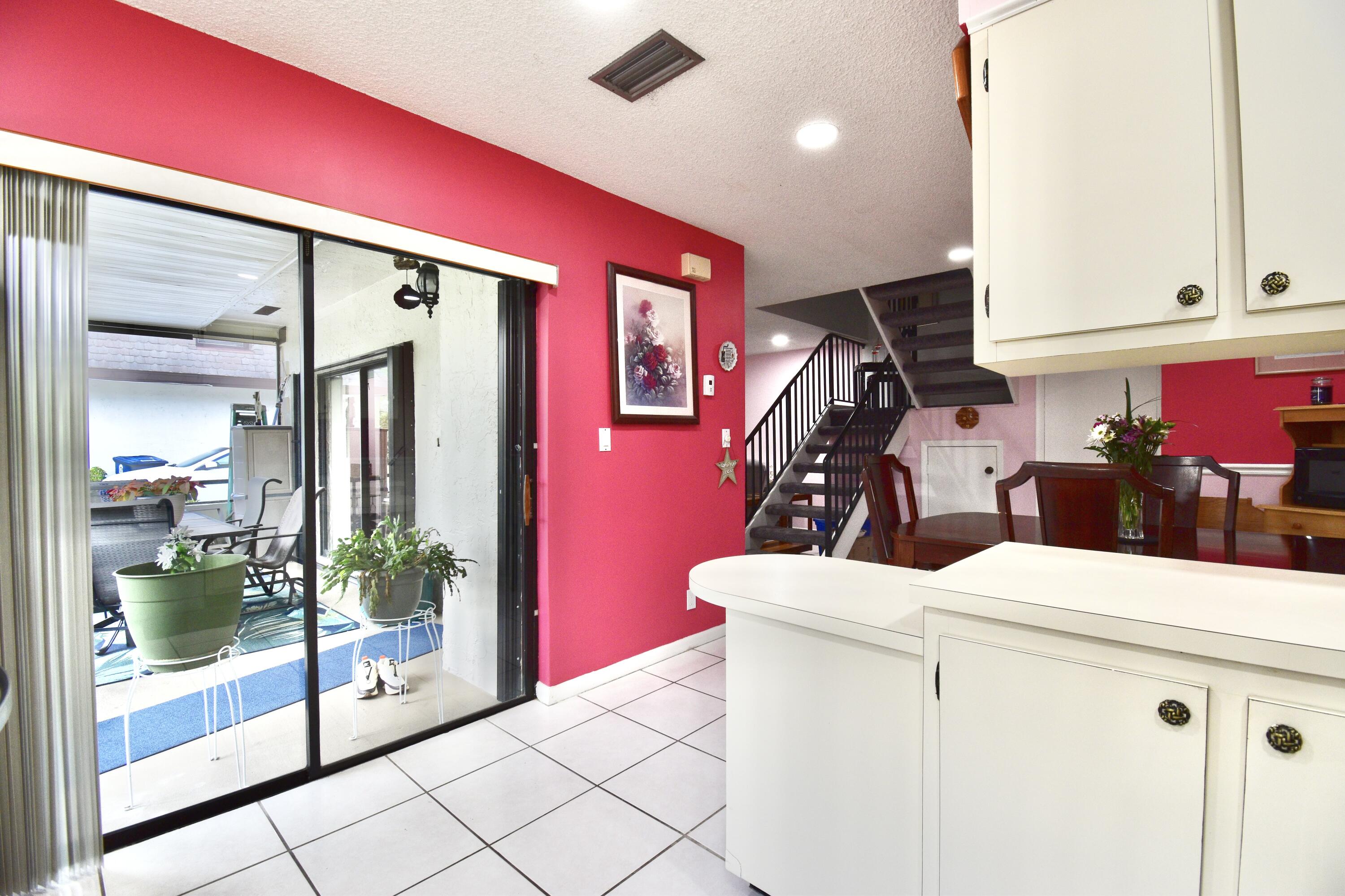 9400 Southwest 61st Way, Unit C Boca Raton, FL 33428 - Photo 13 of 26 Kitchen