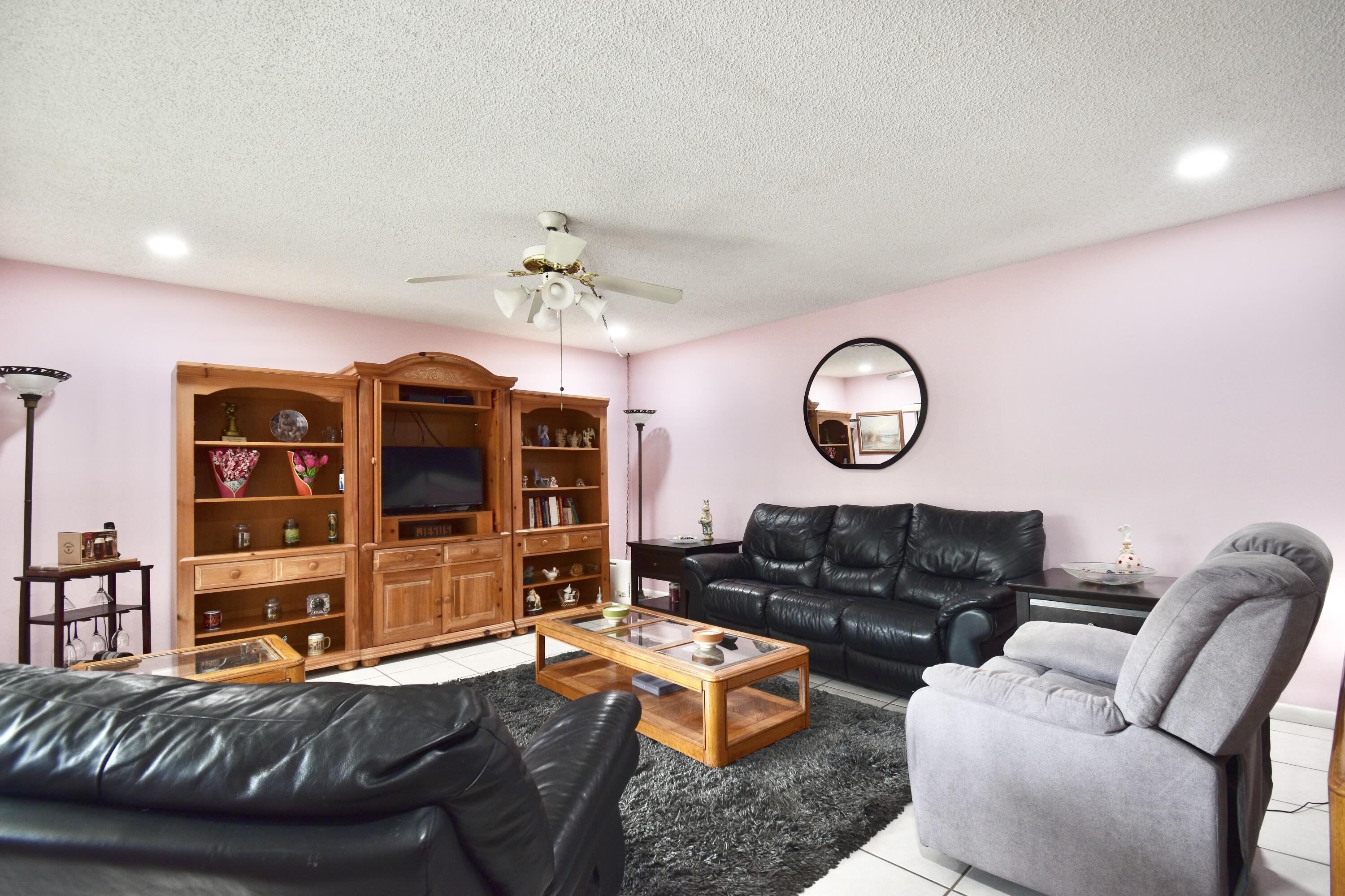 9400 Southwest 61st Way, Unit C Boca Raton, FL 33428 - Photo 6 of 26 Living Room