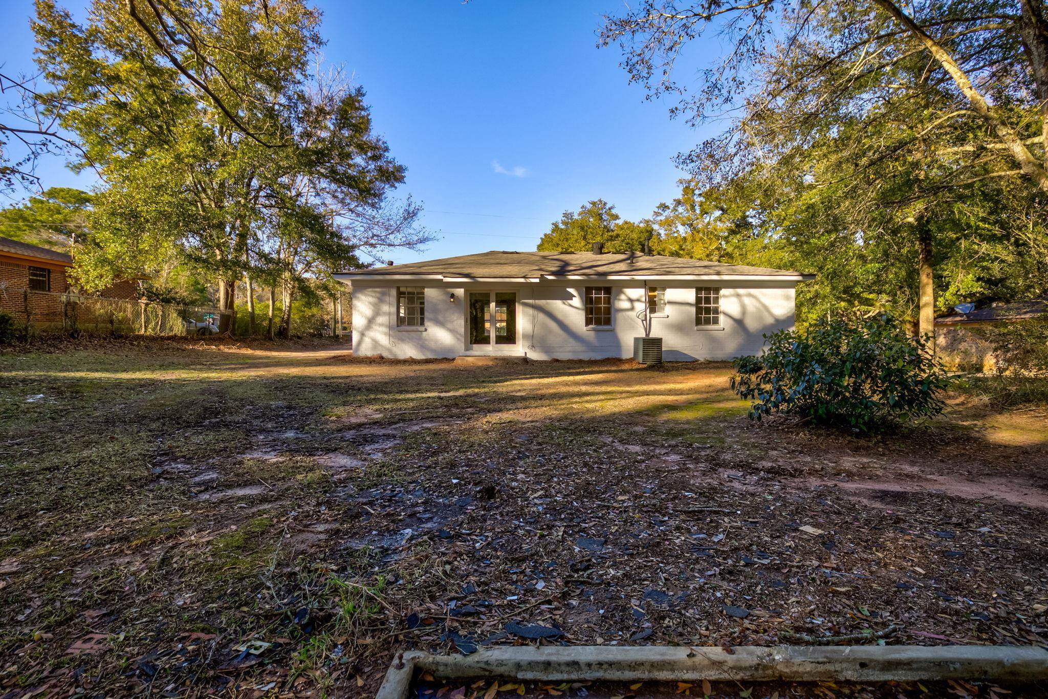 1408 Warren Drive Daphne, AL 36526 - Photo 19 of 22 Backyard