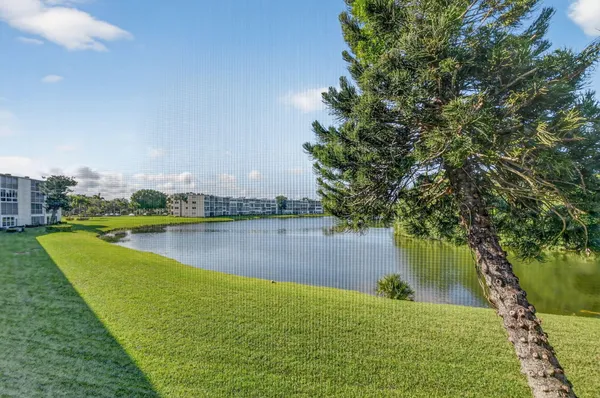 $2,000 | 2035 Ainslie C, Boca Raton, FL 33434